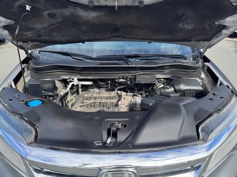 Used 2021 Honda Pilot Touring image 15