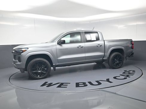 Used 2024 Chevrolet Colorado Z71 w/ Z71 Convenience Package 2 AWD/4WD image 6