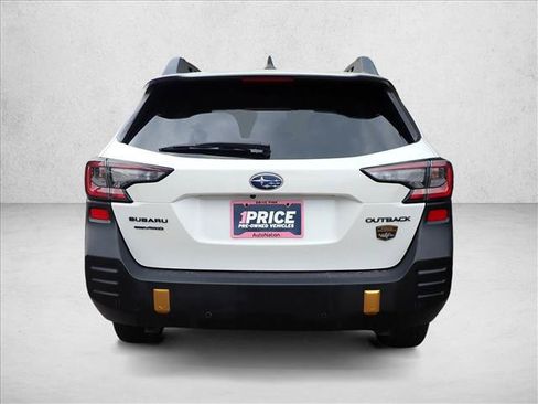 Used 2022 Subaru Outback Wilderness w/ Wilderness Package AWD/4WD image 13