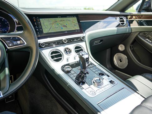 Used 2022 Bentley Continental GT AWD/4WD image 22