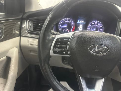Used 2019 Hyundai Sonata Limited image 26