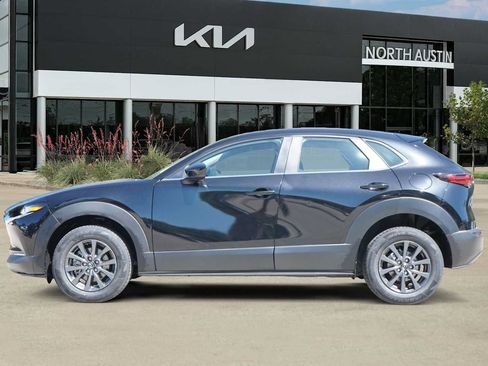 Used 2022 MAZDA CX-30 AWD 2.5 S image 3
