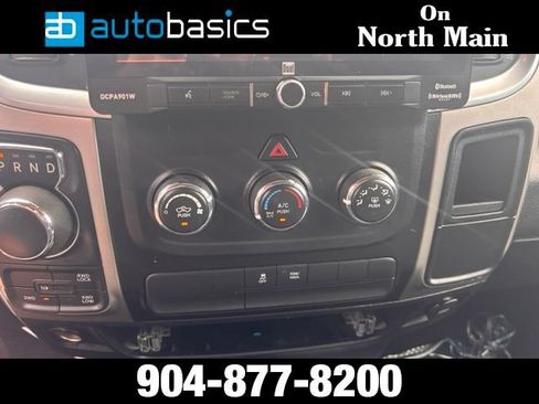 Used 2018 RAM 1500 Outdoorsman AWD/4WD image 36