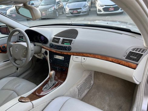 Used 2003 Mercedes-Benz E 320 Sedan image 19