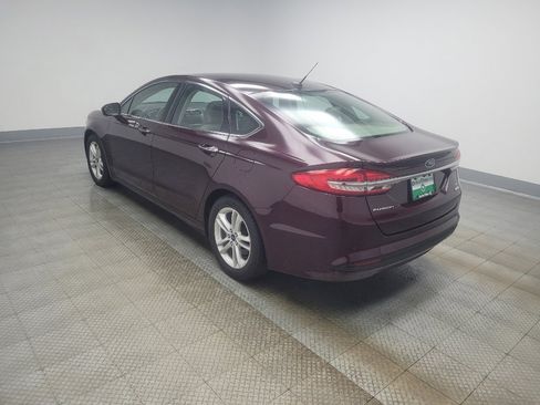Used 2018 Ford Fusion SE w/ Fusion SE Technology Package FWD image 3