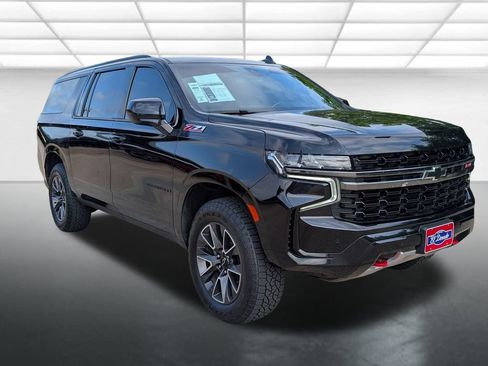 Used 2022 Chevrolet Suburban Z71 AWD/4WD image 1