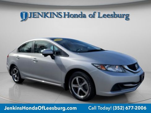 Used 2015 Honda Civic SE image 9