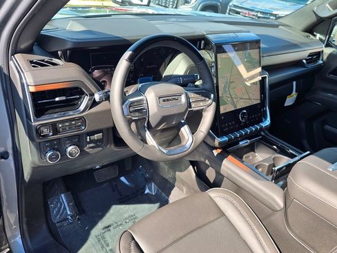 New 2026 GMC Yukon Denali w/ Denali Reserve Package AWD/4WD image 12