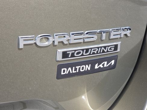 Used 2023 Subaru Forester Touring AWD/4WD image 8