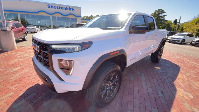 Used 2024 GMC Canyon Elevation w/ Convenience Package RWD image 5