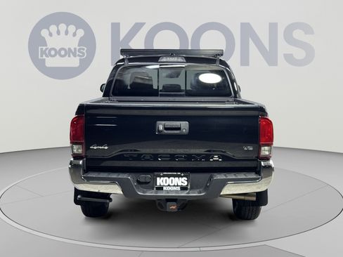 Used 2023 Toyota Tacoma SR5 AWD/4WD image 19