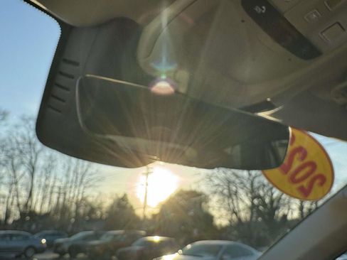 Used 2023 Volvo XC90 B6 Plus image 32