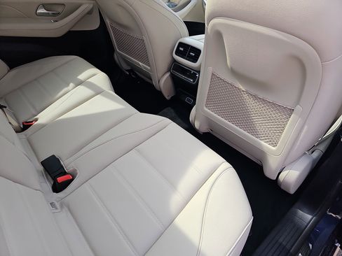 New 2026 Mercedes-Benz GLE 450 4MATIC image 11