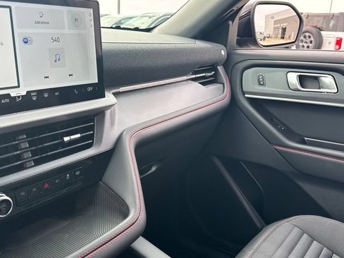 New 2026 Ford Explorer ST-Line w/ ST-Line Street Pack AWD/4WD image 19