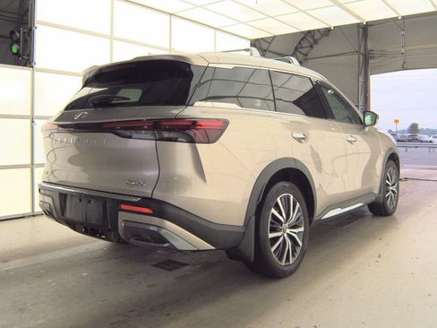Certified 2023 INFINITI QX60 Sensory w/ Vision Package AWD/4WD image 3