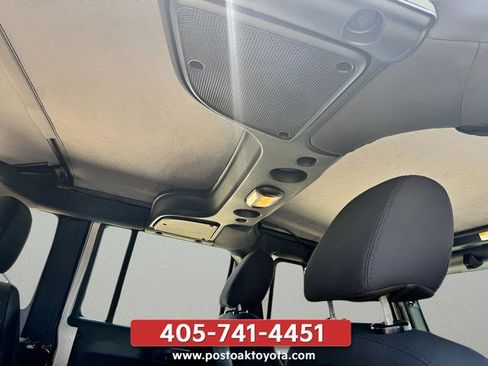 Used 2016 Jeep Wrangler Unlimited Sport AWD/4WD image 14