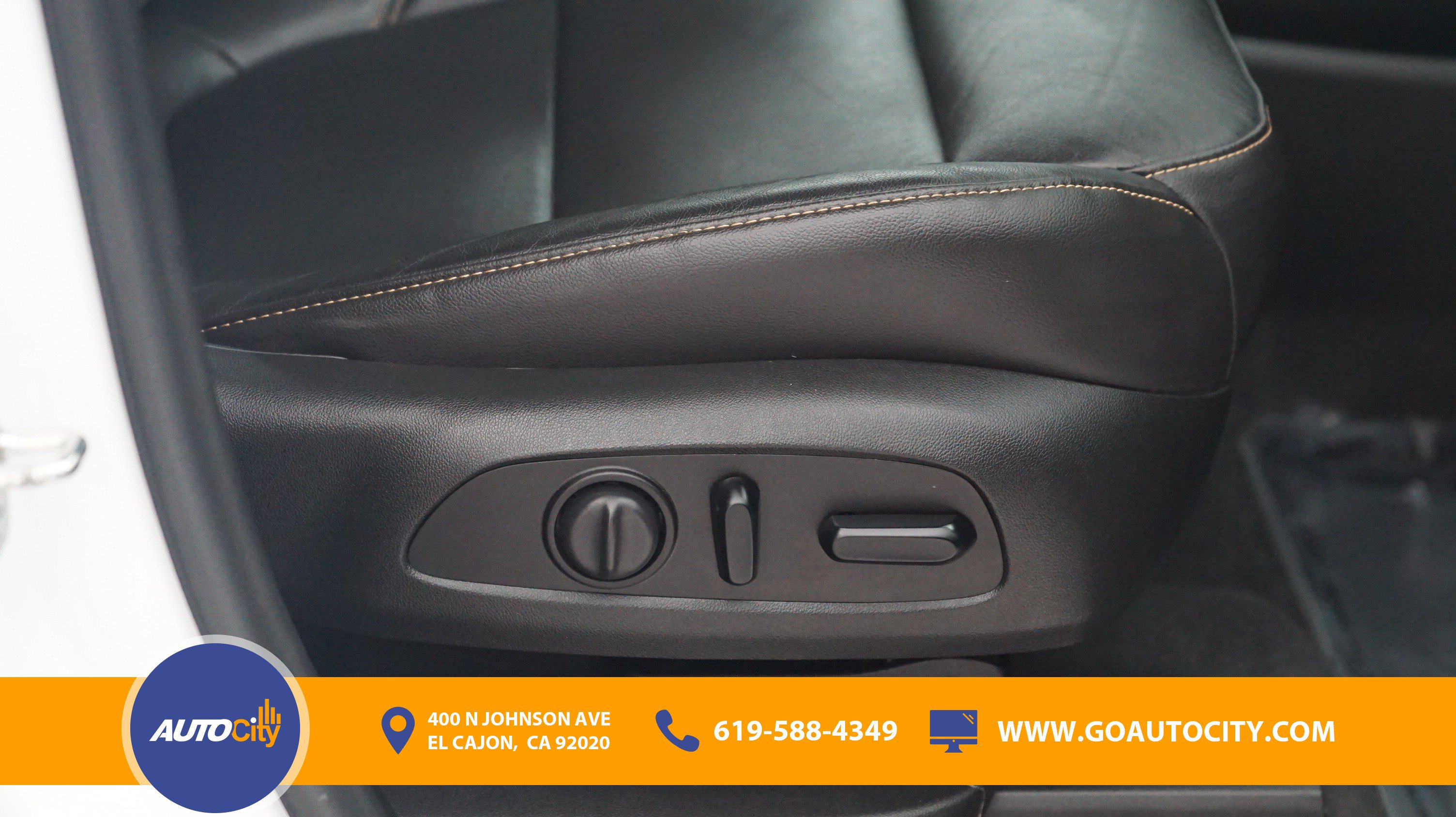 Used 2020 Chevrolet Traverse RS w/ LPO, Floor Liner Package AWD/4WD image 17