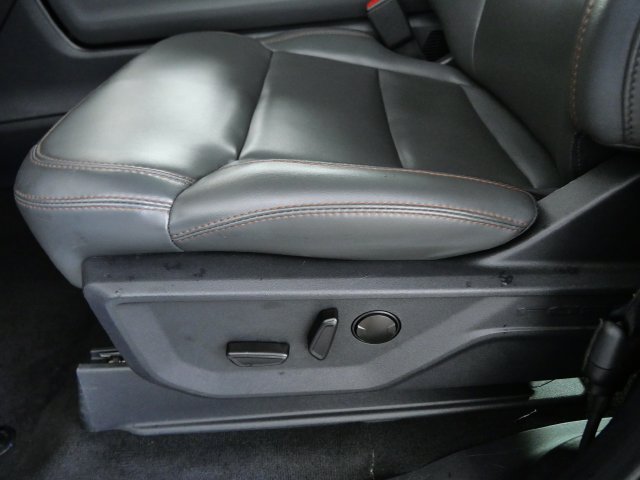 Certified 2025 Ford Expedition Active AWD/4WD image 18