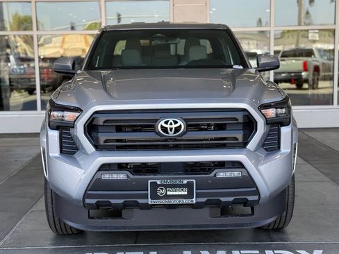 New 2025 Toyota Tacoma SR5 image 4
