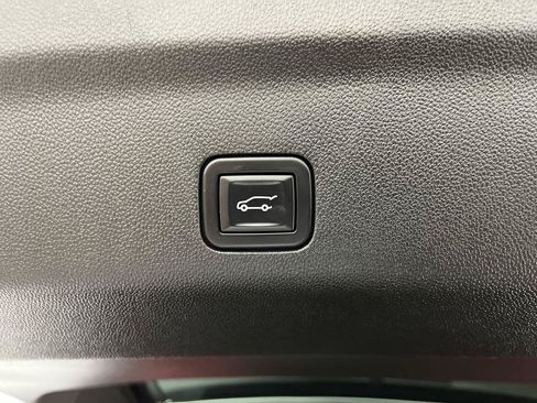 Certified 2023 GMC Yukon Denali w/ LPO, Floor Liner Package AWD/4WD image 35