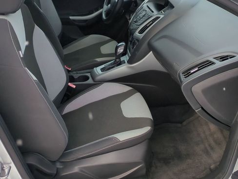 Used 2012 Ford Focus SE image 19