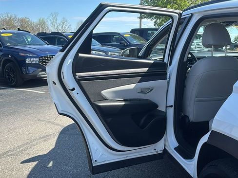 Used 2024 Hyundai Tucson SEL w/ Convenience Package image 28