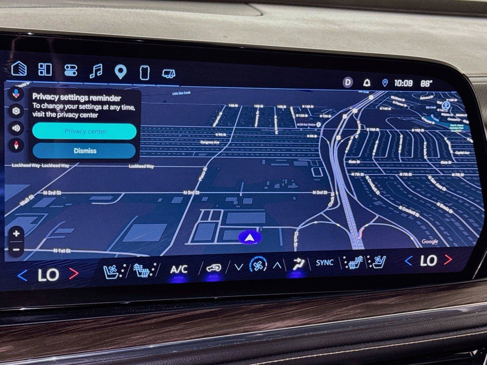 Certified 2025 Chevrolet Tahoe Premier AWD/4WD image 11