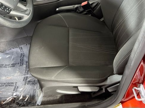 Used 2018 Ford Focus SE image 18