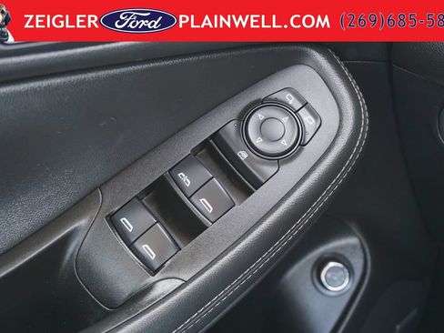 Used 2021 Buick Encore GX Essence w/ Advanced Technology Package AWD/4WD image 32