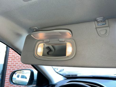 Used 2019 Jeep Compass Limited image 16