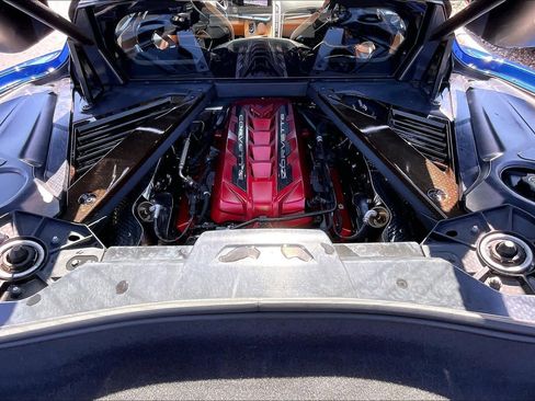 Used 2021 Chevrolet Corvette Stingray Premium Cpe w/ Z51 Performance Package image 11