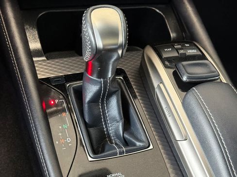 Used 2018 Lexus GS 350 F Sport AWD/4WD image 23