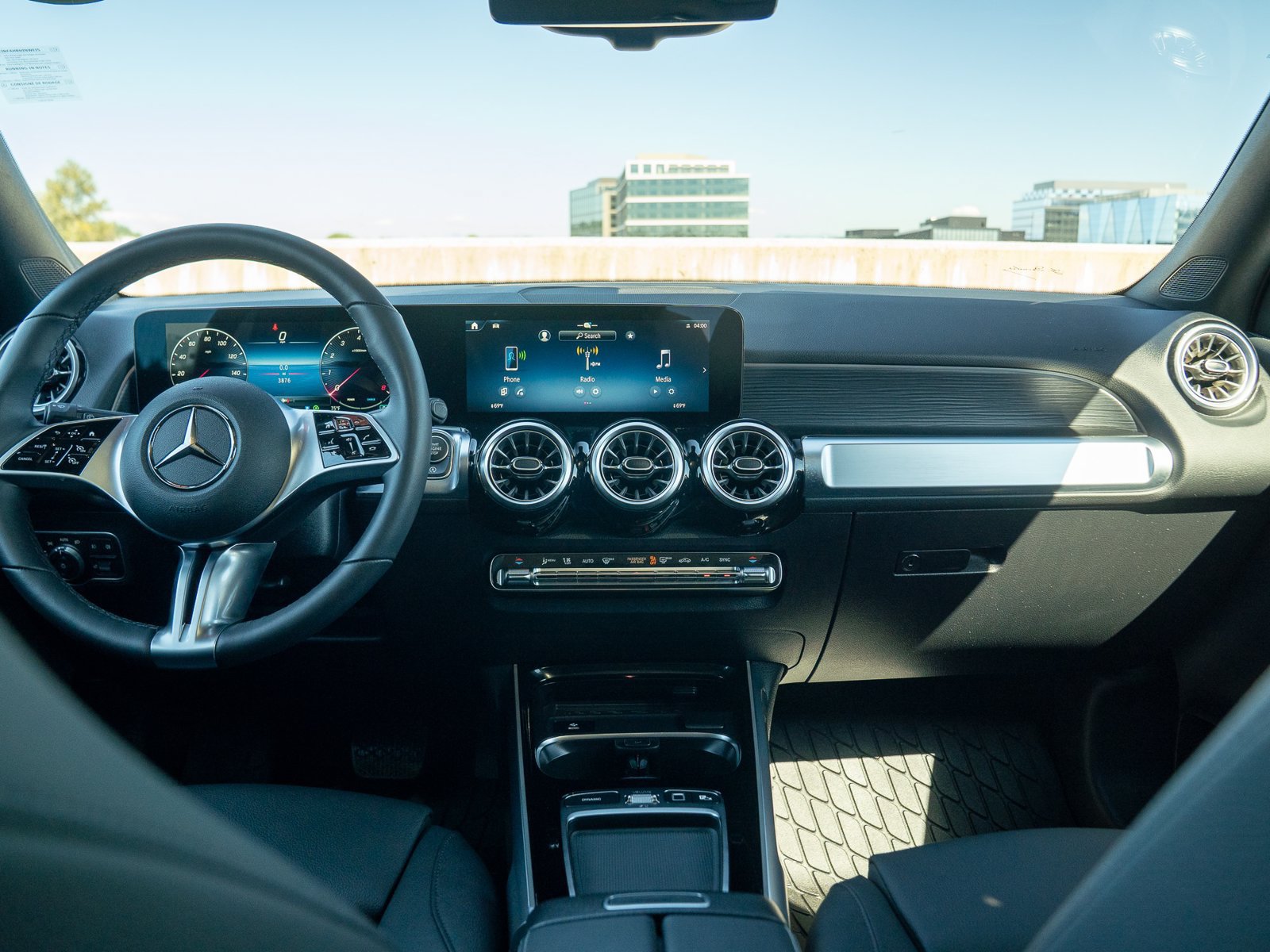 Used 2026 Mercedes-Benz GLB 250 4MATIC image 18