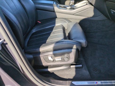 Used 2021 BMW X6 xDrive40i AWD/4WD image 29