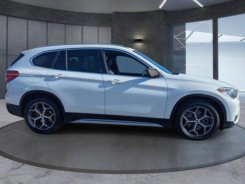 Used 2018 BMW X1 sDrive28i w/ Convenience Package image 7