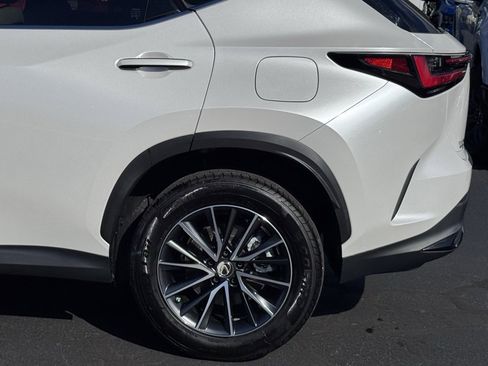 Used 2022 Lexus NX 250 FWD image 37