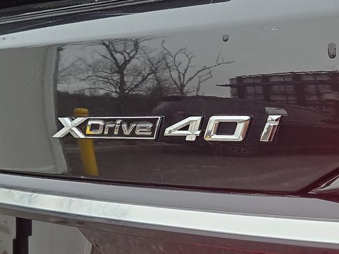 Certified 2023 BMW X7 xDrive40i w/ Executive Package image 32