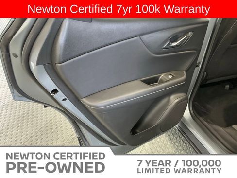 Used 2025 Chevrolet Blazer LT FWD image 42