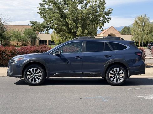 Used 2023 Subaru Outback Limited AWD/4WD image 2