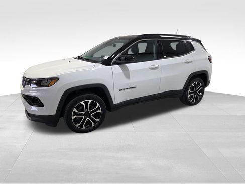 Certified 2022 Jeep Compass Limited AWD/4WD image 19