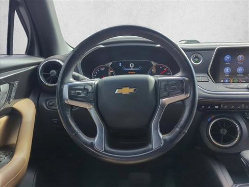 Used 2022 Chevrolet Blazer Premier w/ Enhanced Convenience Package image 9