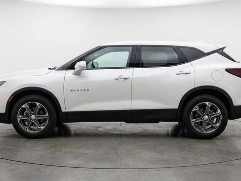Used 2025 Chevrolet Blazer LT FWD image 5