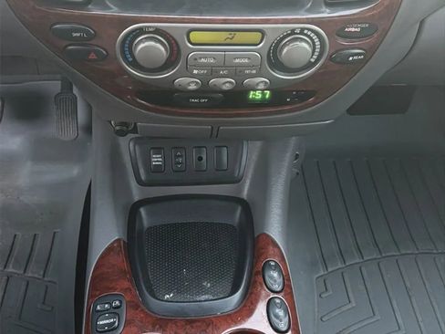 Used 2007 Toyota Sequoia Limited image 35