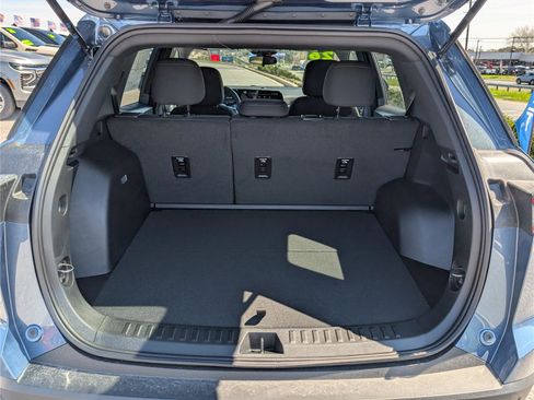 New 2026 Chevrolet Equinox LT FWD image 8