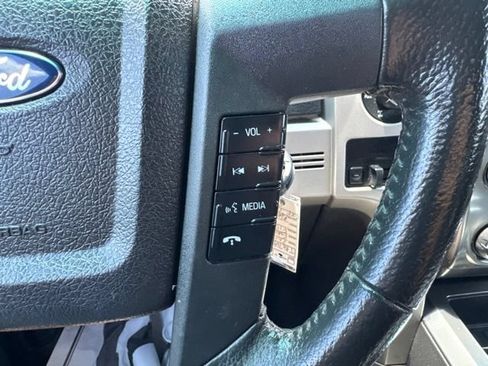 Used 2014 Ford F150 FX4 w/ Equipment Group 402A Luxury AWD/4WD image 25