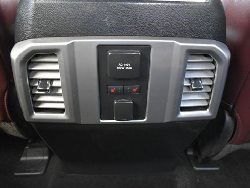 Used 2015 Ford F150 Platinum w/ Equipment Group 701A Luxury AWD/4WD image 38