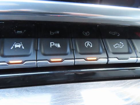 Certified 2023 Chevrolet Silverado 1500 LTZ w/ LTZ Convenience Package II image 14