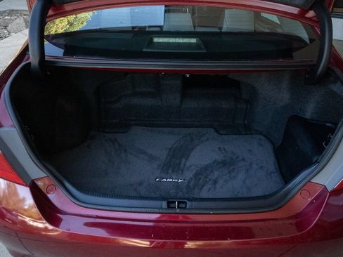 Used 2015 Toyota Camry SE FWD image 20
