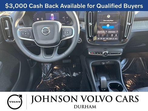 New 2026 Volvo XC40 B5 Core w/ Climate Package image 8