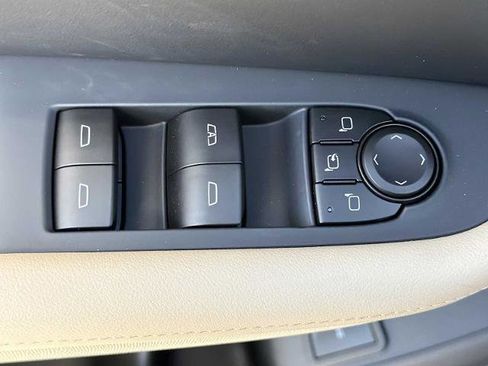 New 2026 Buick Enclave Preferred w/ Power Package FWD image 17